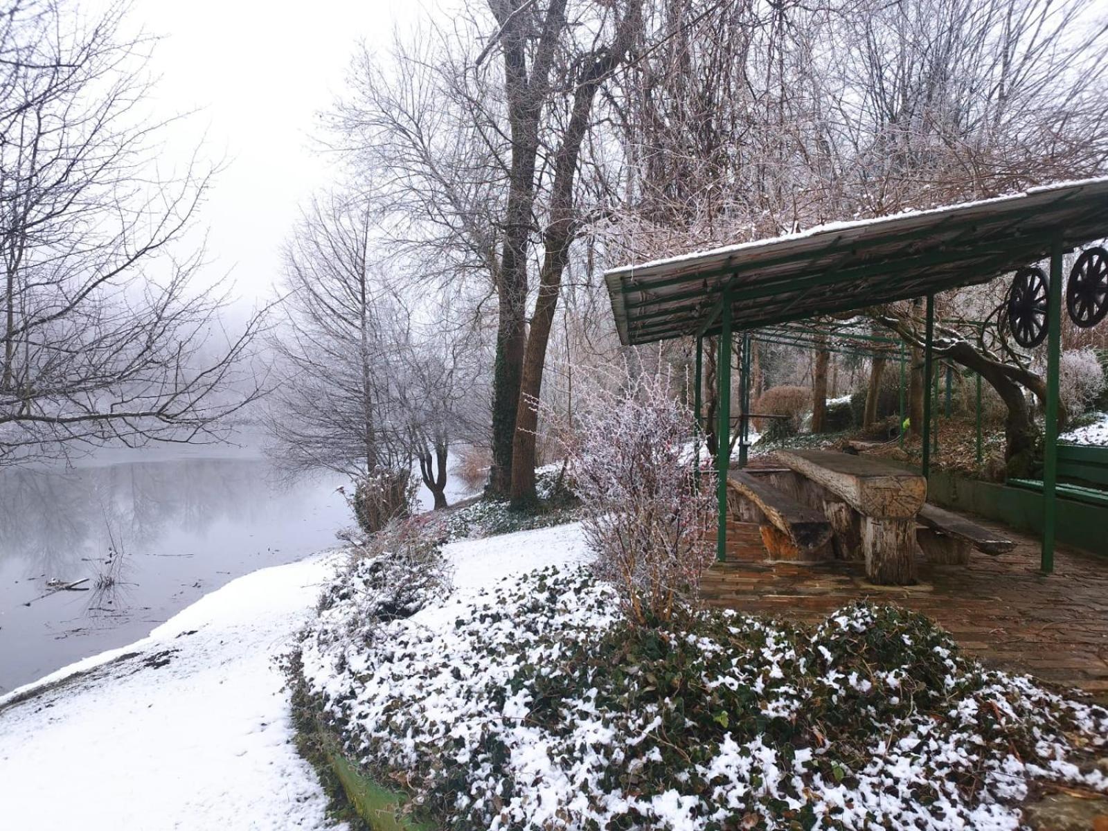 Rajski Vrt - Lake House - Paradise Garden Sisak Zewnętrze zdjęcie